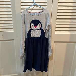 Great mini boden appliqué penguin dress, size 11-12